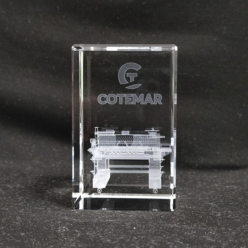 cubo con grabado láser 3D
